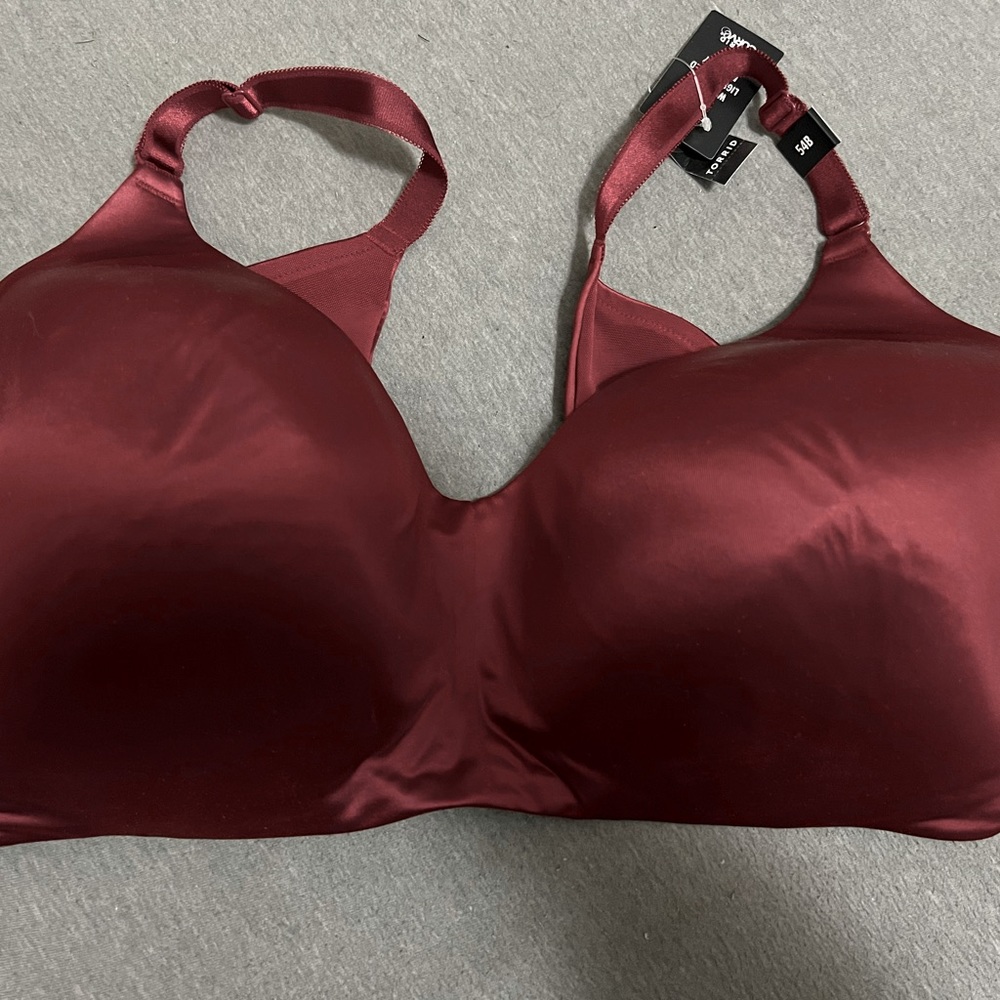 Burgundy unlined bra Torrid 54B brand new with tags!